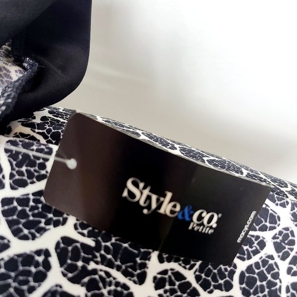 Style & Co. Black & White Print Tunic w/Gold & Silver Stud Accents, Size PL, NWT - Picture 6 of 10